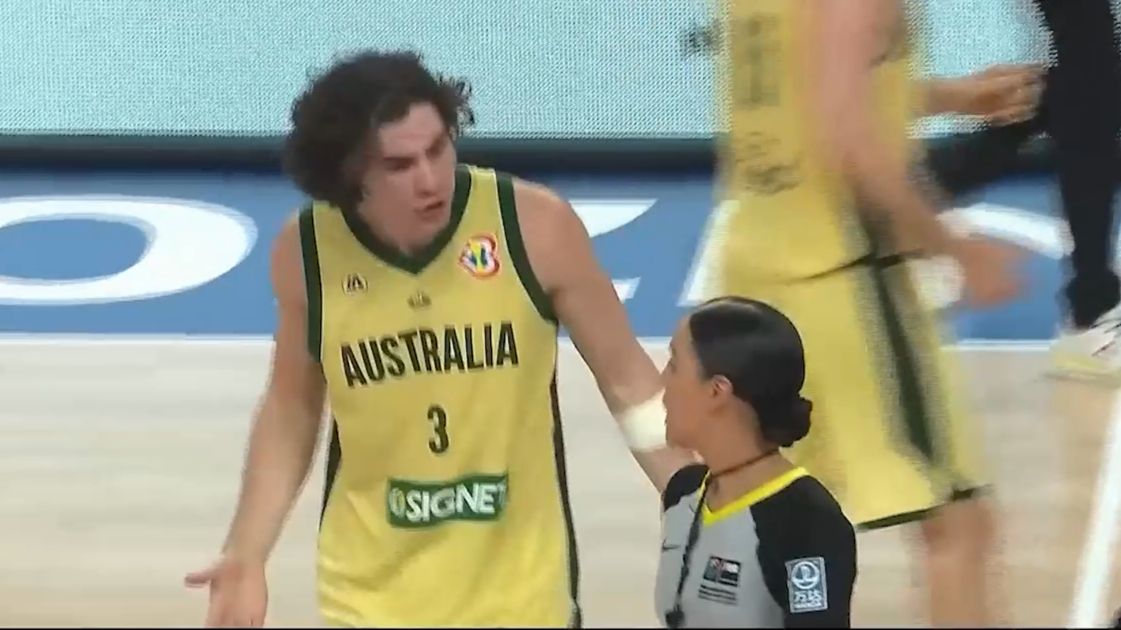 Josh Giddey involved in tense exchange with referee during loss to Germany