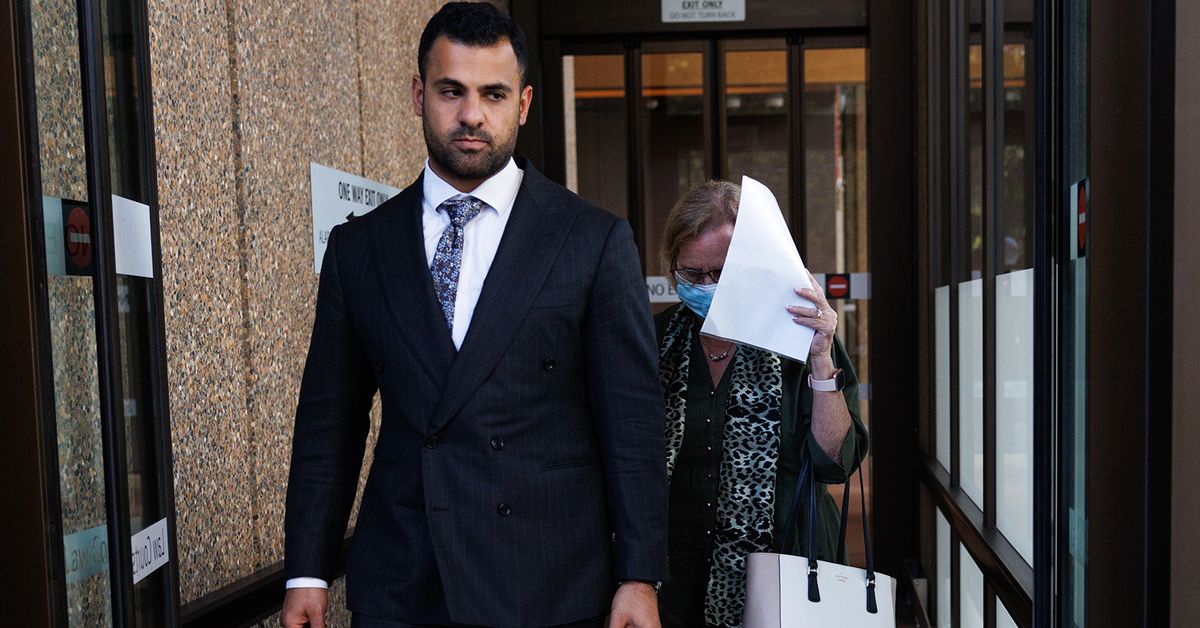 Sydney teacher denies duty 'not to have sex with students'