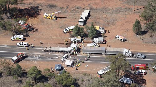 A day later, another truck was involved in a crash when it collidded into six stationary vehicles on the Newell Highway, north of Dubbo (9NEWS).