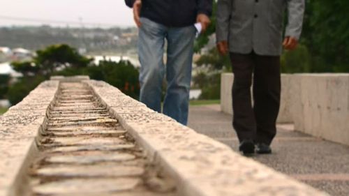 'Heartless thieves' steal plaques from Melbourne war memorial