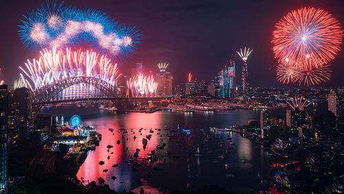 Sydney's midnight fireworks 2022/2023