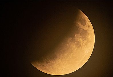Partial lunar eclipse in Germany (Getty)