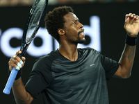 Gael Monfils fights back and extends the match