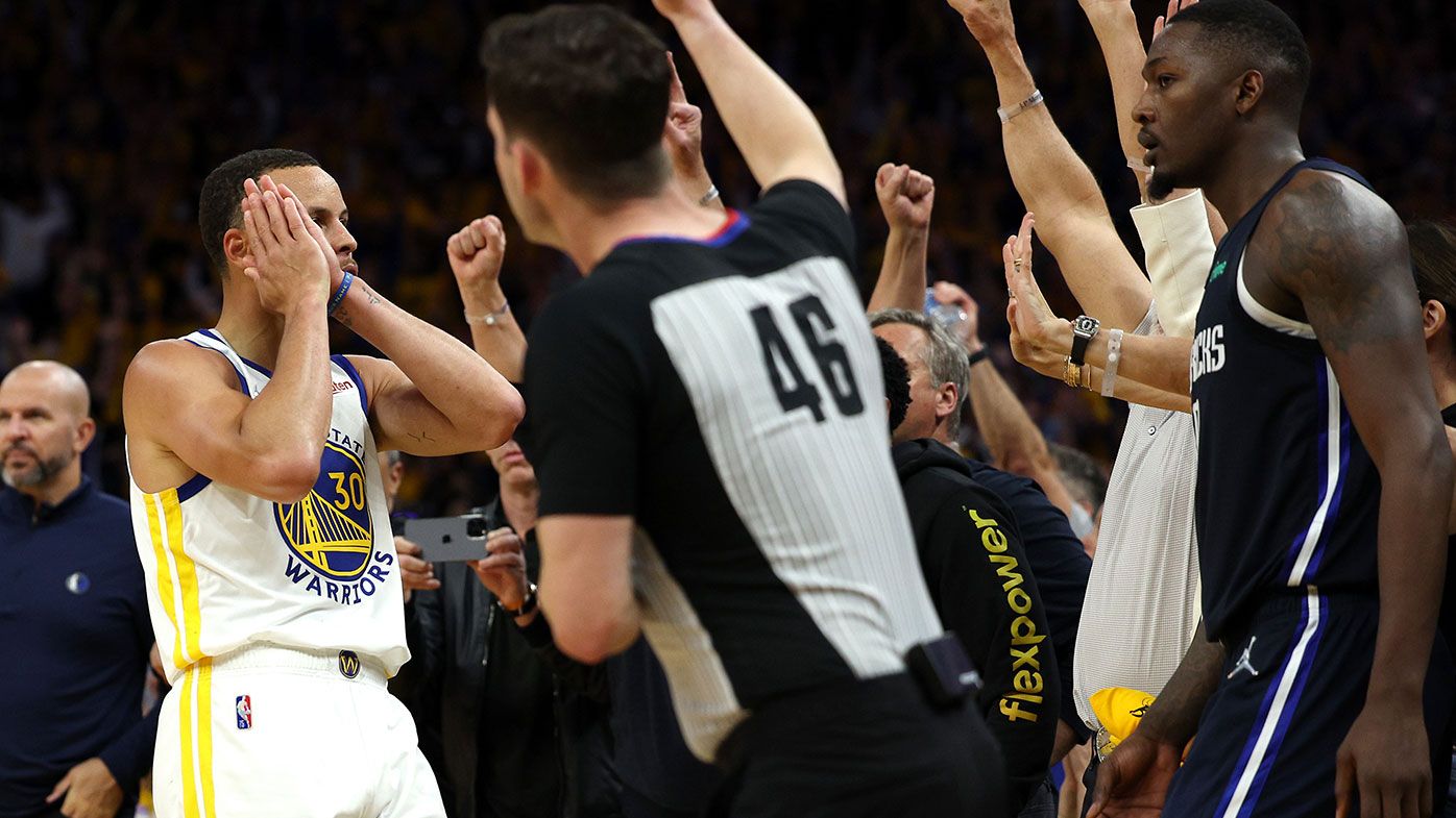 Curry, Warriors rally past Mavs for 2-0 lead in West finals
