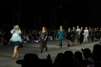 Australian Fashion Week apresenta seu primeiro desfile plus size