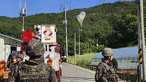 North Korea launched hundreds of more trash-carrying balloons toward the South 