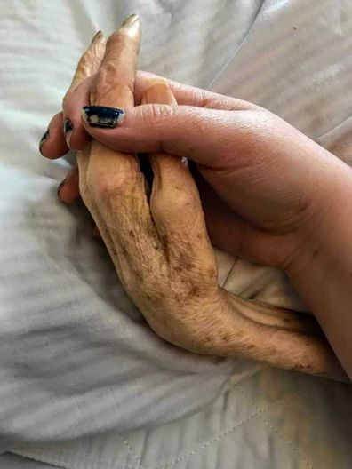 Reddit reunites woman with dying mum