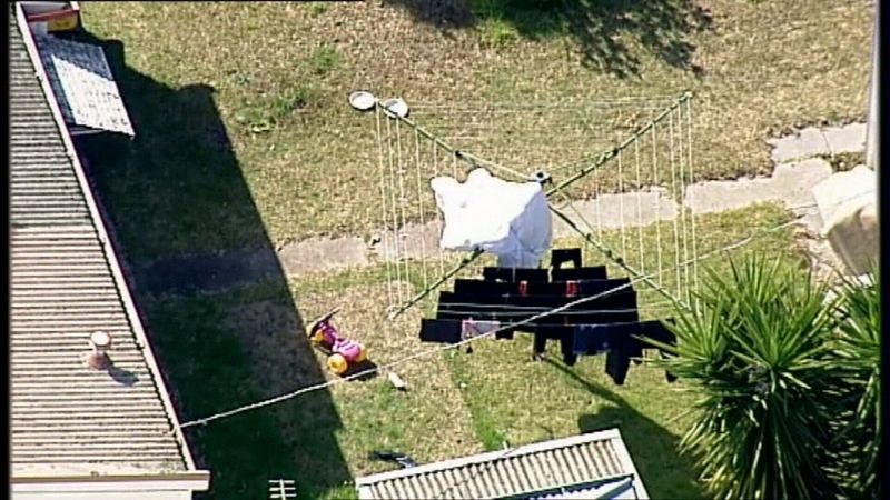 Two young girls die in house fire | Nine.com.au