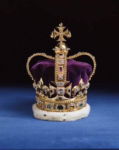 The Crowning: St Edward's Crown