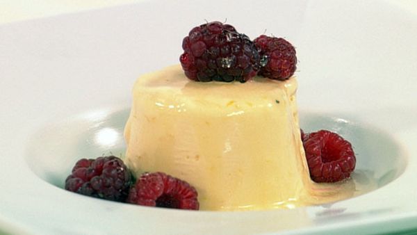 Lemon semifreddo with vodka syrup