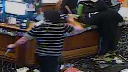SA police hunting pair over Hackham hotel armed robbery