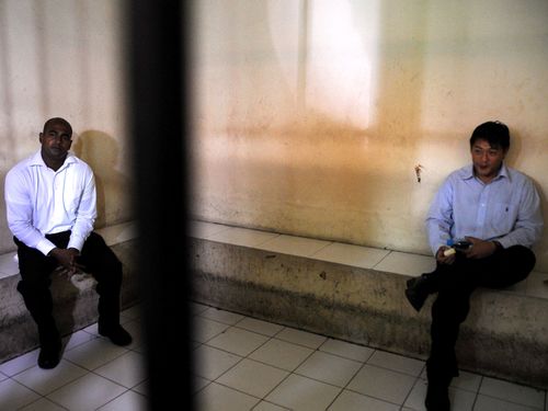 Stay Bali Nine executions, lawyers urge Indonesia