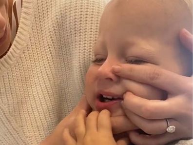 Mum blocks toddler's nostril