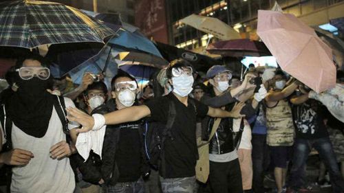 Twenty injured in new Hong Kong protest violence