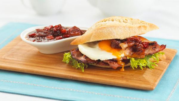 Cafe Style Bacon And Egg Roll 9kitchen