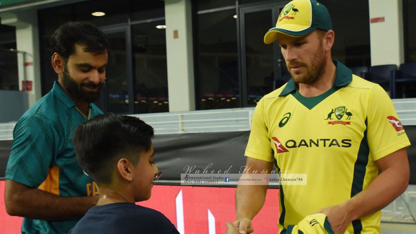 Mohammad Hafeez praises Aussie captain Aaron Finch after meeting with his son