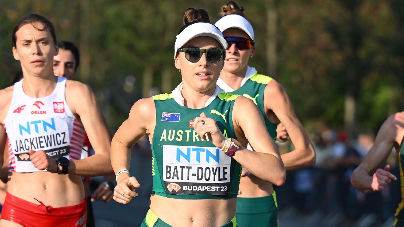 Aussie distance runner Izzi Batt-Doyle's silver lining in 'traumatic' race struggle