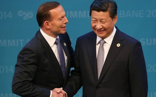 Tony Abbott welcomes China's President Xi Jinping to the G20. (Getty)