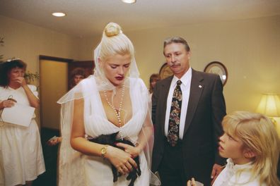 Anna Nicole Smith attends the memorial service for her husband J. Howard Marshall, who died at age 90. The memorial takes place on August 8, 1995, in Houston, Texas. (Photo by  Greg Smith/CORBIS/Corbis via Getty Images)