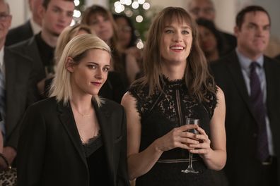 The Happiest Season's Kristen Stewart and Mackenzie Davis