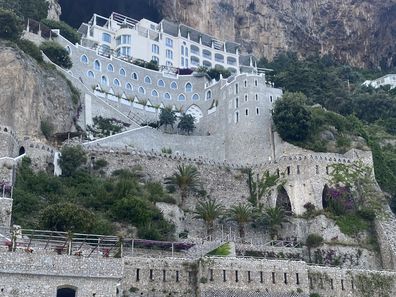 Borgo Santandrea amalfi resort review