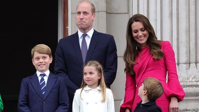 Camilla, Duchess of Cornwall, Prince Charles, Prince of Wales, Queen Elizabeth II, Prince George of Cambridge, Prince William, Duke of Cambridge, Princess Charlotte of Cambridge, Catherine, Duchess of Cambridge and Prince Louis of Cambridge on the balcony of Buckingham Palace during the Platinum Jubilee Pageant on June 05, 2022 in London, England. The Platinum Jubilee of Elizabeth II is being celebrated from June 2 to June 5, 2022, in the UK and Commonwealth to m