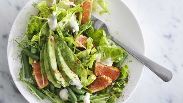 Smoked salmon salad