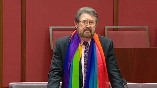 Derryn Hinch has backed the same-sex marriage bill. 