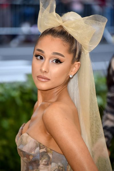 Ariana Grande never leaves home without her signature beauty look - A cat eye.