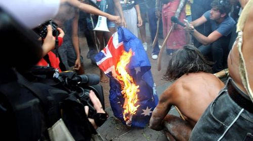 Artist gets death threats for proposed Australia Day flag burning event