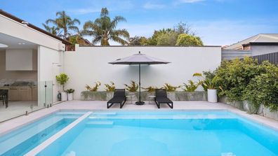 41 Grandview Road Brighton  bayside Melbourne martini ledge pool luxury