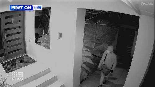 Thief pulls knife on Gold Coast resident in bungled home invasion
