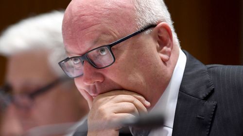 George Brandis 'can't recall' early chat on Bell