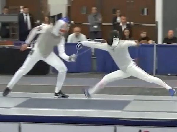 Thrilling fencing duel ends in bizarre fashion