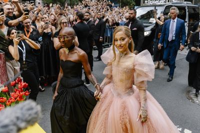 Ariana Grande and Cynthia Erivo