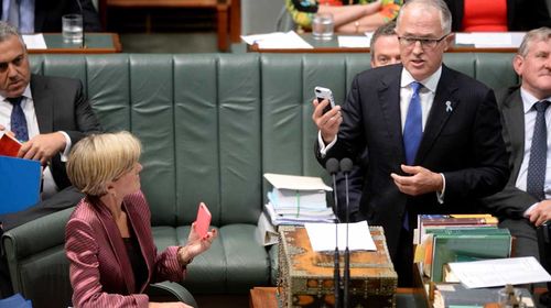 Nobody was 'hacked' during iMessage kerfuffle: Turnbull