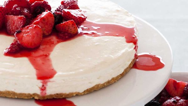 Vanilla cheesecake with vanilla-poached berries courtesy of Heilala Vanilla