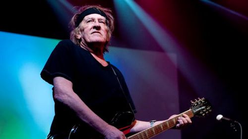 US musician Paul Kantner, co-founder of classic rock band Jefferson Airplane, dies at 74 