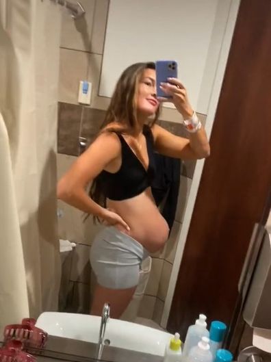 Pregnant mum stuns the internet with size of baby bump - 9Honey