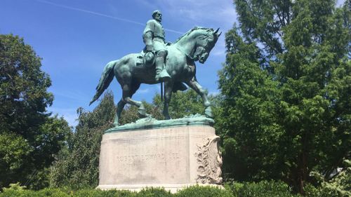 The Confederate monument at the centre of the protests. (Lizzie Pearl)