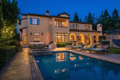 Guns N' Roses' Slash Lists Mansion for $11 Million