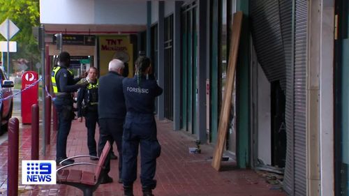 Melbourne tobacco shop set alight in early morning Christmas Day ram-raid