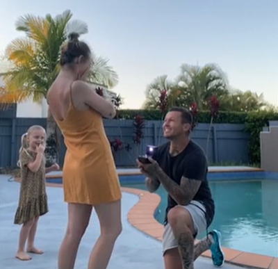 Susie and Todd get engaged for the first time