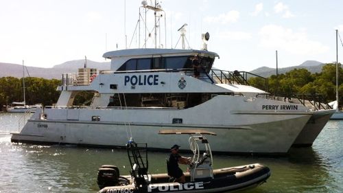 Police divers join hunt for missing Queensland spear fisherman