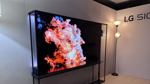 LG OLED T.