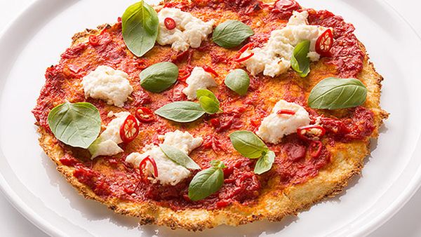 Tobie Puttock's trim margarita pizza