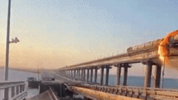 Crimea bridge explosion October 8 2022 looper
