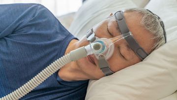 a CPAP machine counters obstructive sleep apnoea.
