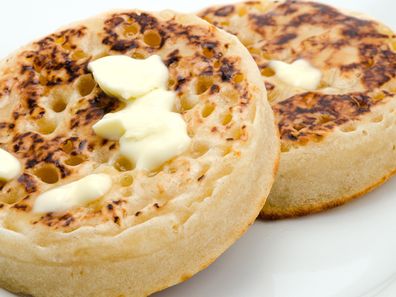 Crumpet breakfast