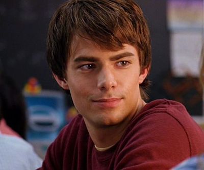 Johnathan Bennet as Aaron Samuels in 2004